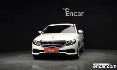 Mercedes-Benz E-Class 2019 1.9 Автомат в Москве № 408938, миниатюра 3