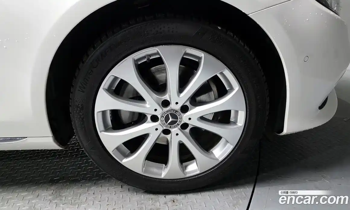 Mercedes-Benz E-Class 2019 1.9 Автомат в Москве № 408938, фото 5