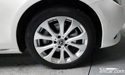 Mercedes-Benz E-Class 2019 1.9 Автомат в Москве № 408938, миниатюра 5