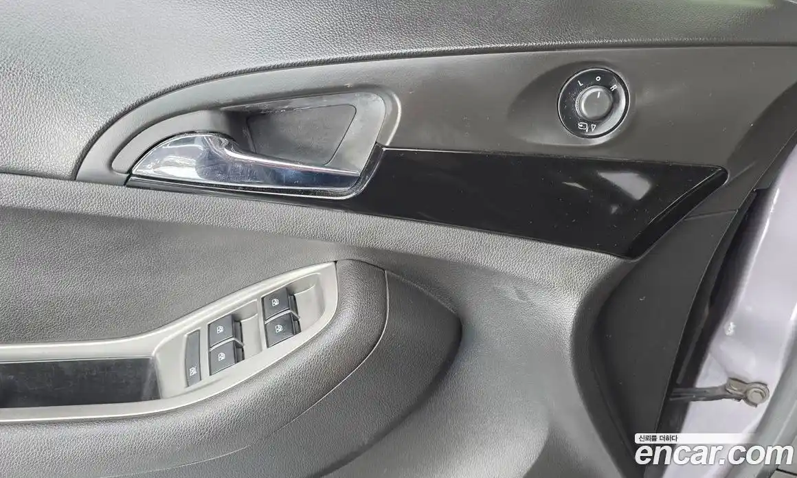 Chevrolet Orlando 2012 2.0 Автомат в Москве № 41276, фото 20