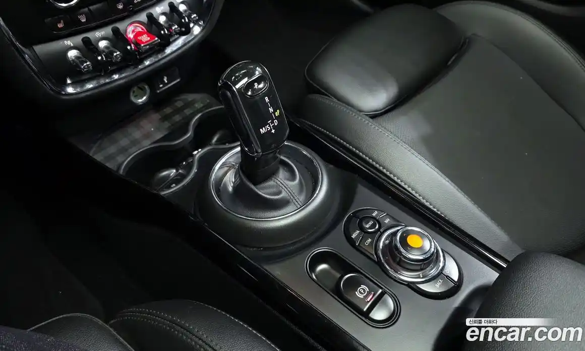 Mini Clubman 2021 2.0 Автомат в Москве № 417050, фото 9