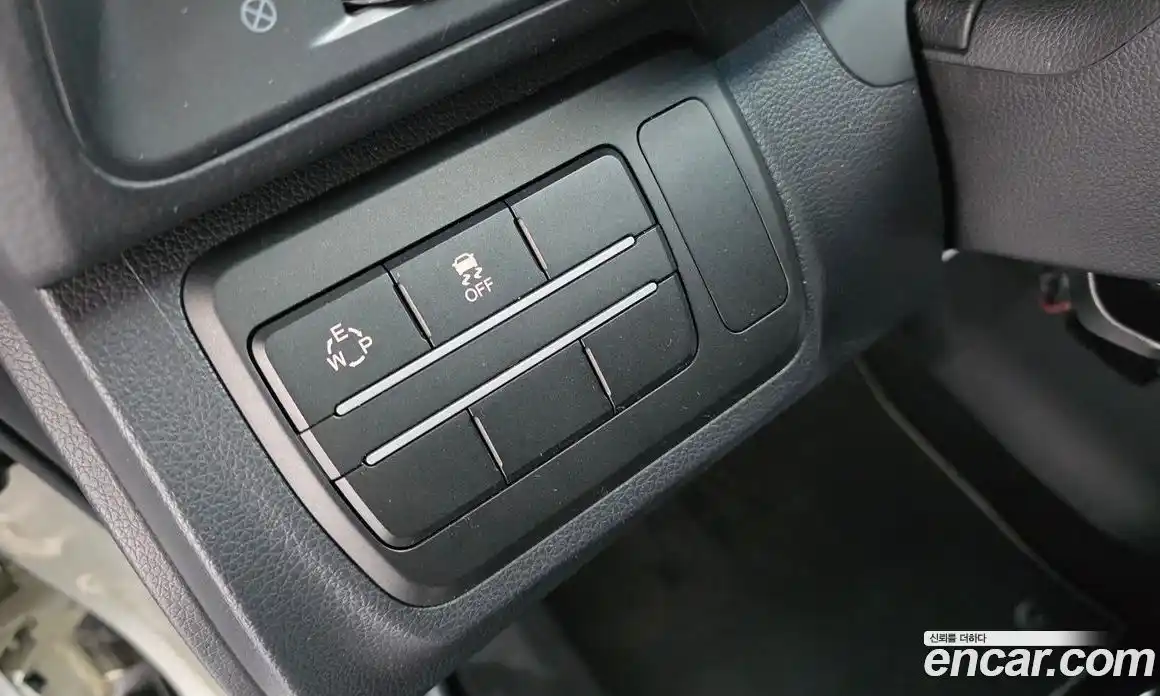 SsangYong TIBOLI 2016 1.6 Автомат в Москве № 421309, фото 13