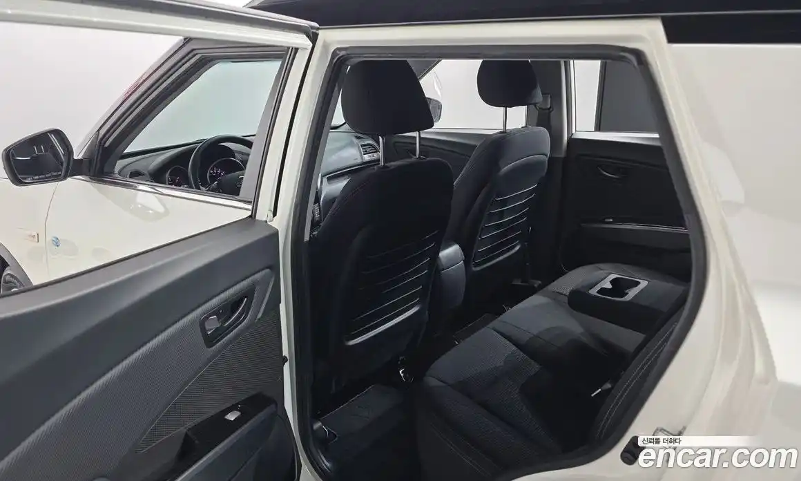 SsangYong TIBOLI 2016 1.6 Автомат в Москве № 421309, фото 18