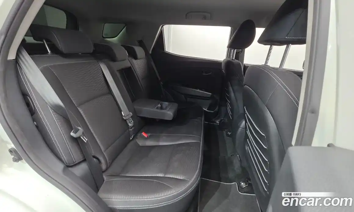 SsangYong TIBOLI 2016 1.6 Автомат в Москве № 421309, фото 19