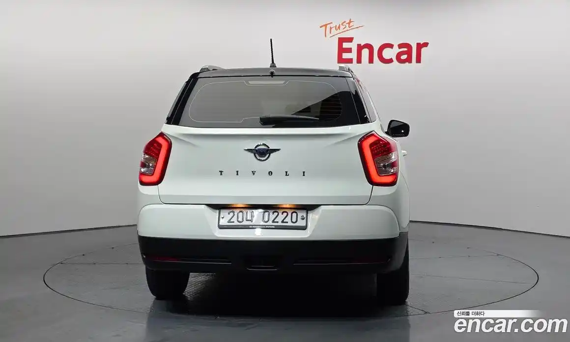 SsangYong TIBOLI 2016 1.6 Автомат в Москве № 421309, фото 4