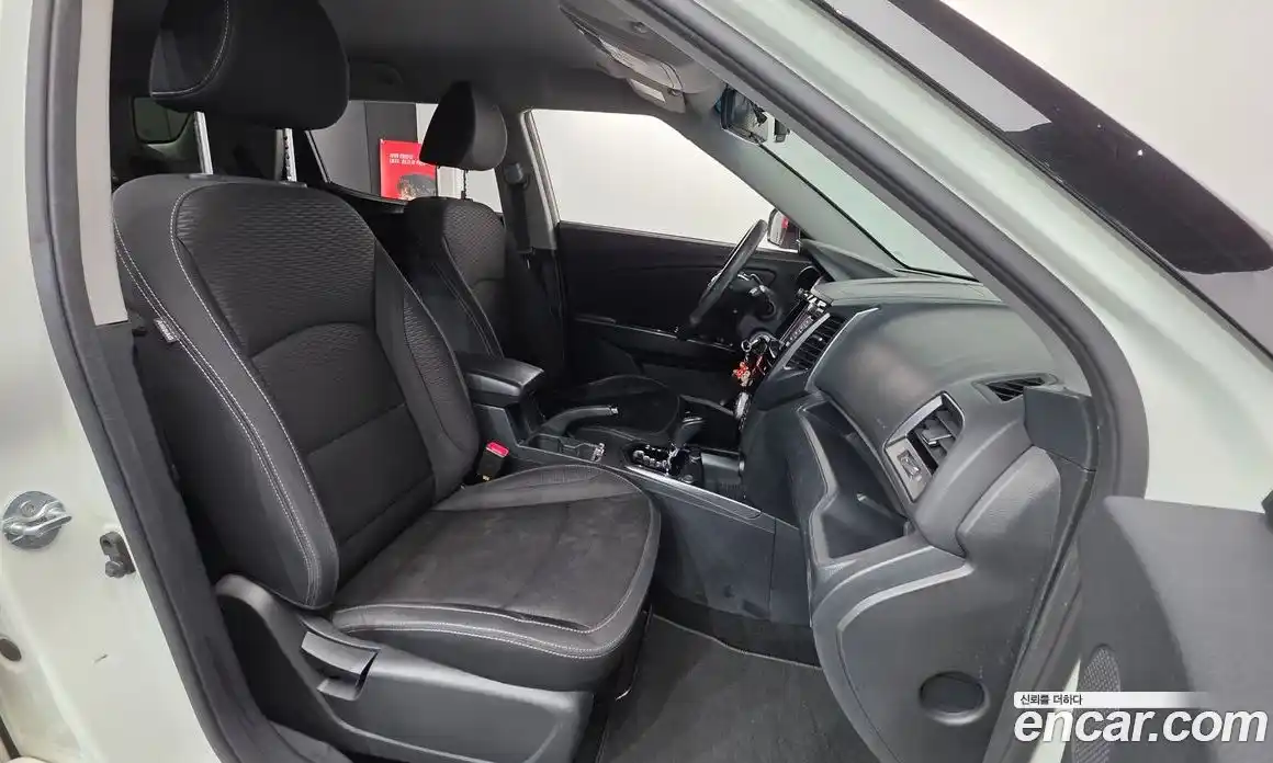 SsangYong TIBOLI 2016 1.6 Автомат в Москве № 421309, фото 10