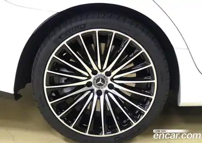 Mercedes-Benz CLS-Class 2023 3.0 Автомат в Москве № 427489, миниатюра 5