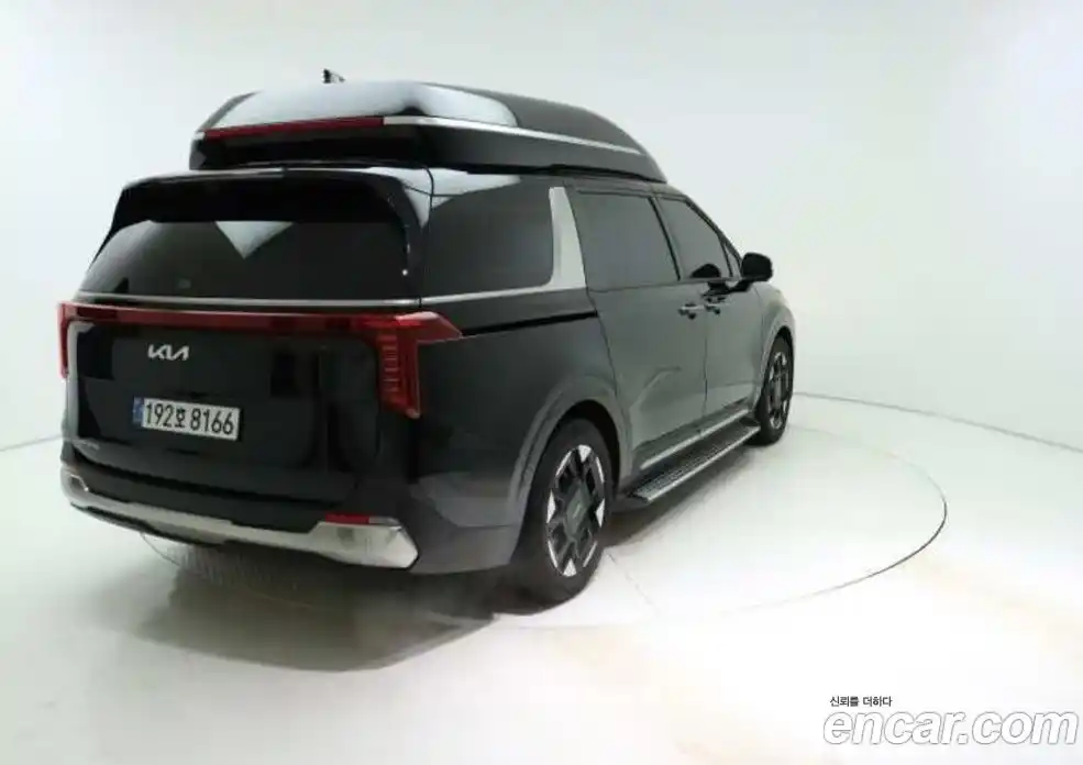 Kia Canival 2024 3.5 Автомат в Москве № 452724, фото 3