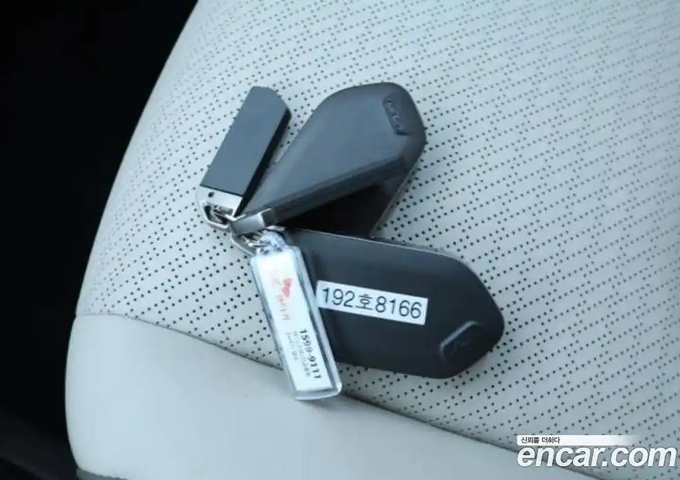 Kia Canival 2024 3.5 Автомат в Москве № 452724, фото 8