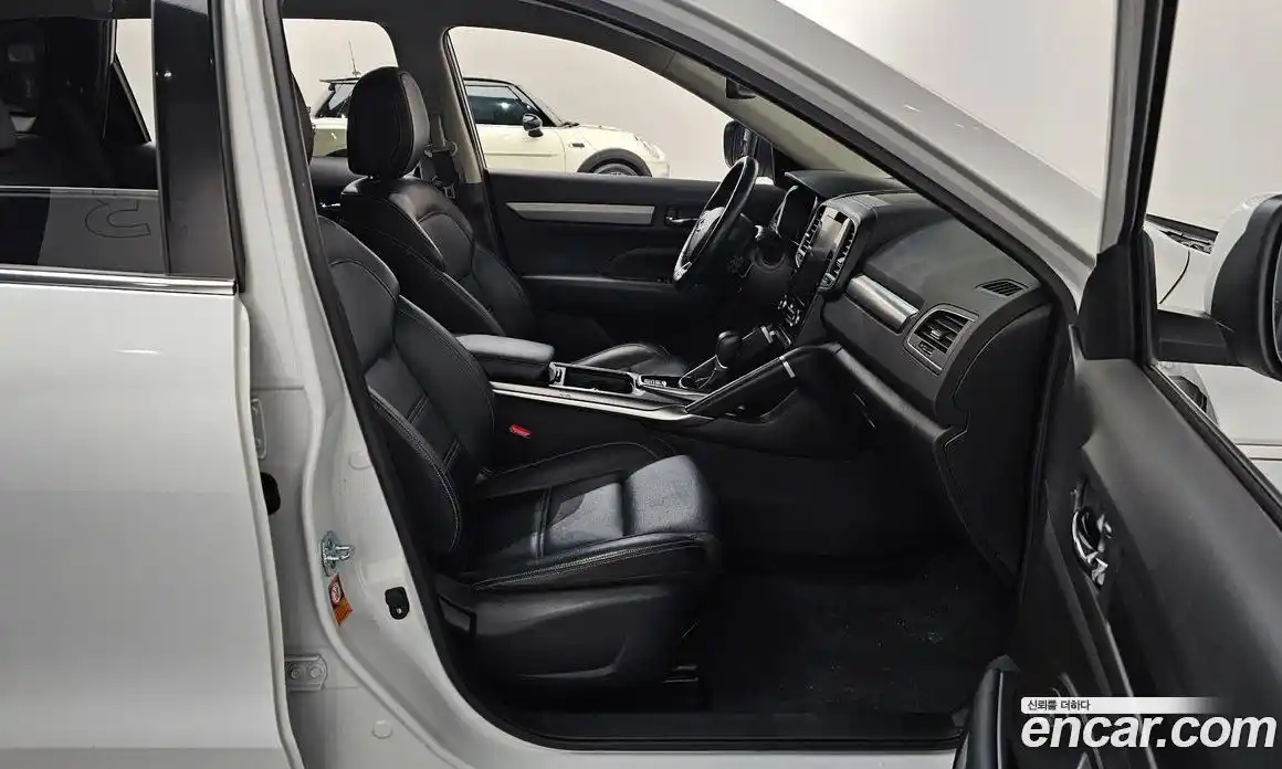 Renault QM6 2023 2.0 Автомат в Москве № 455789, фото 11