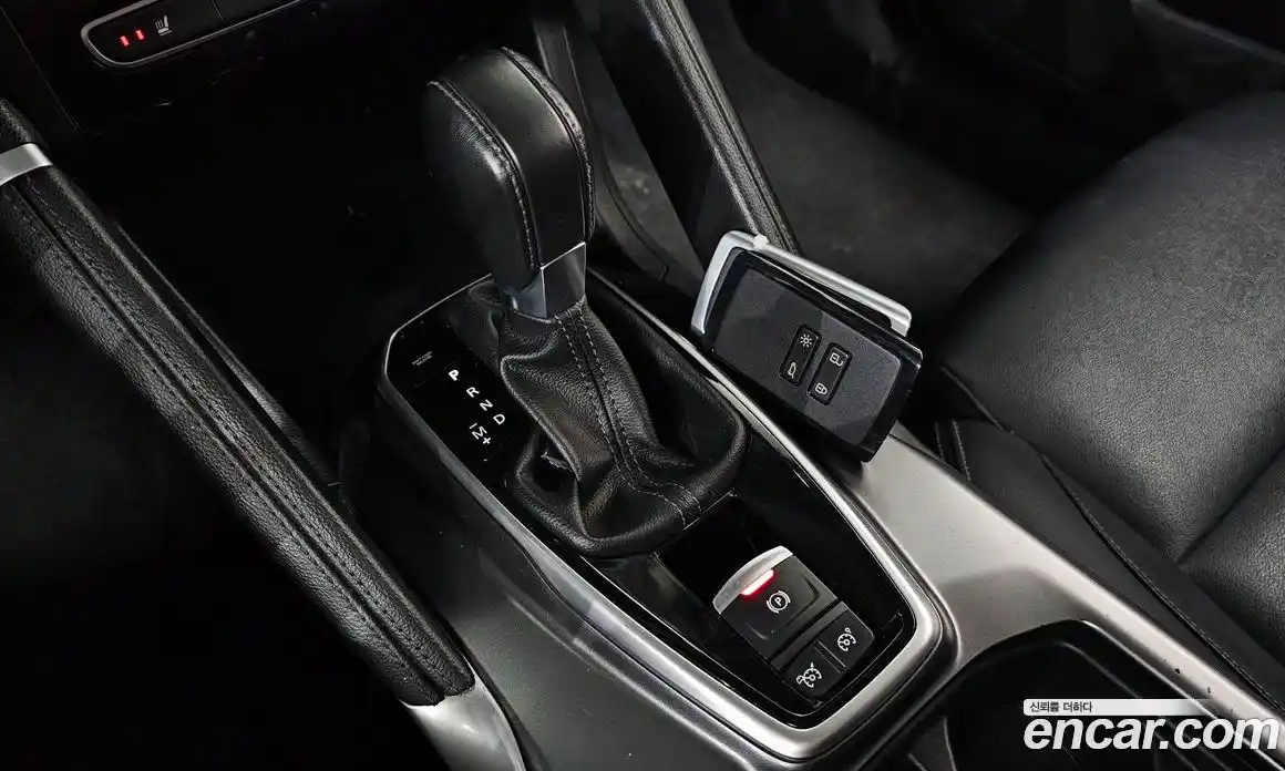 Renault QM6 2023 2.0 Автомат в Москве № 455789, фото 9