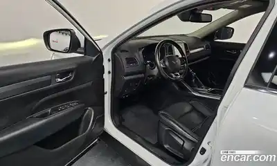 Renault QM6 2023 2.0 Автомат в Москве № 455789, миниатюра 10