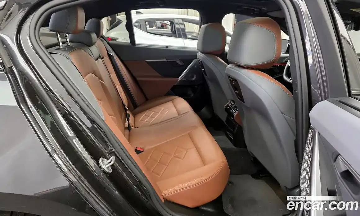 BMW i5 2024 0.2 Автомат в Москве № 464373, фото 12