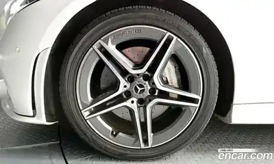 Mercedes-Benz CLS-Class 2020 1.9 Автомат в Москве № 467782, миниатюра 5