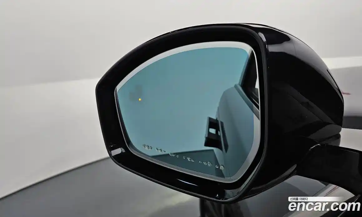 Land Rover Range-Rover Velar 2020 2.0 Автомат в Москве № 471263, фото 17