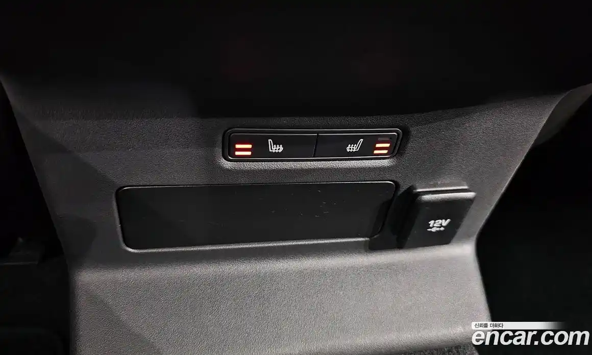 Land Rover Range-Rover Velar 2020 2.0 Автомат в Москве № 471263, фото 18