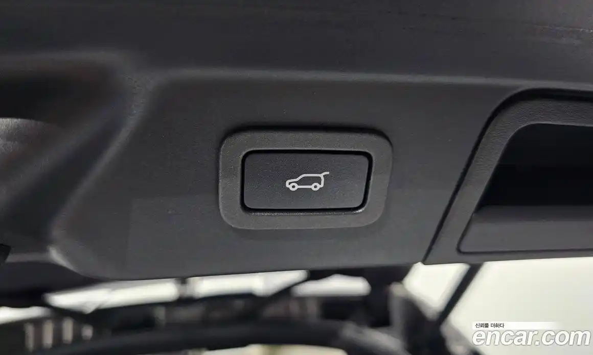 Land Rover Range-Rover Velar 2020 2.0 Автомат в Москве № 471263, фото 20