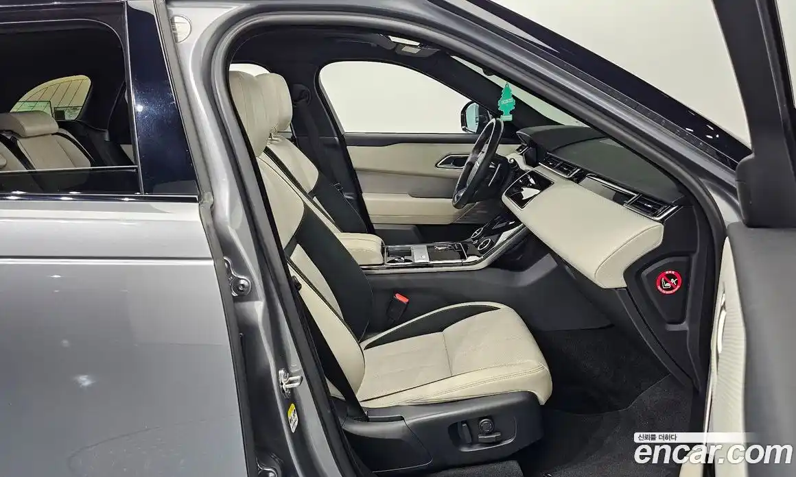 Land Rover Range-Rover Velar 2020 2.0 Автомат в Москве № 471263, фото 10