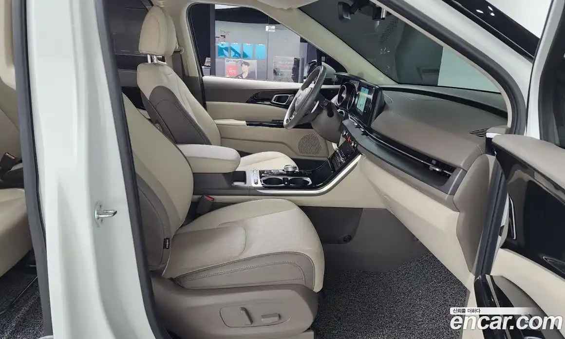 Kia Canival 2022 2.2 Автомат в Москве № 51388, фото 15