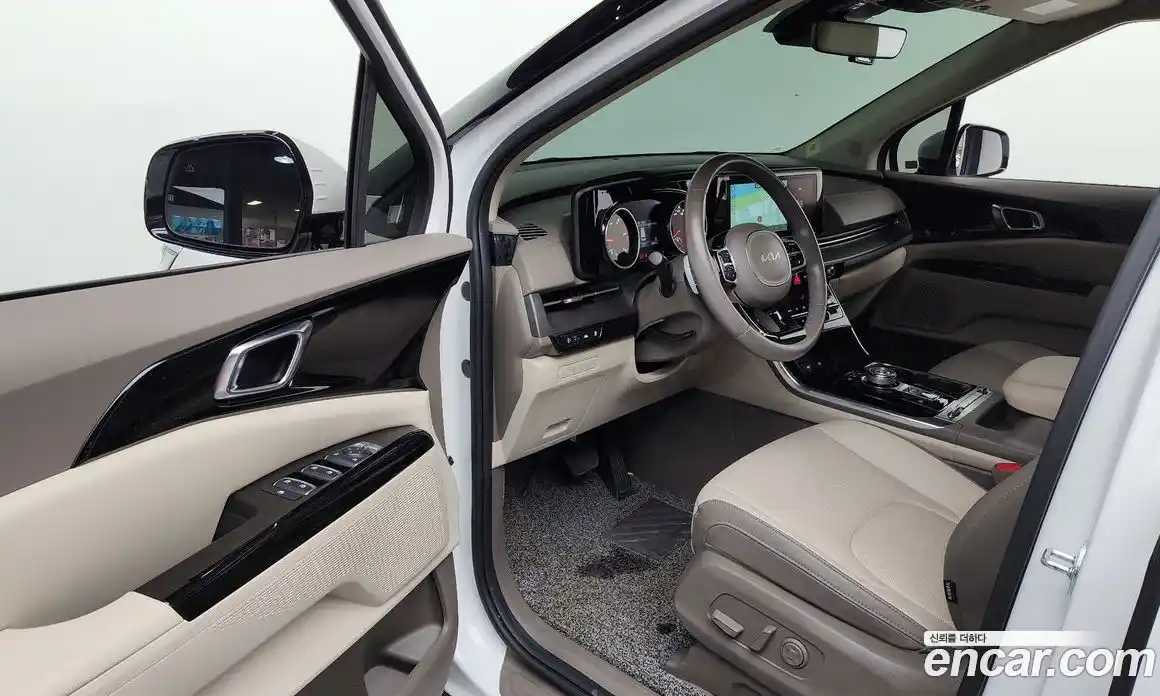 Kia Canival 2022 2.2 Автомат в Москве № 51388, фото 16