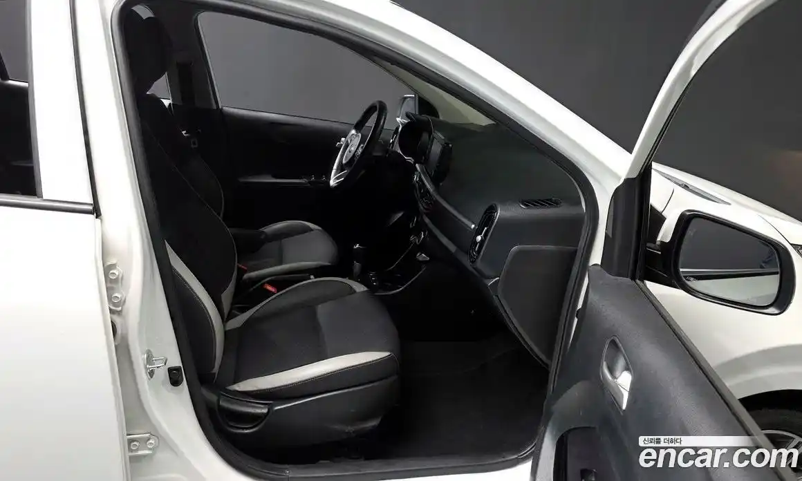 Kia Morning 2020 1.0 Автомат в Москве № 54947, фото 13