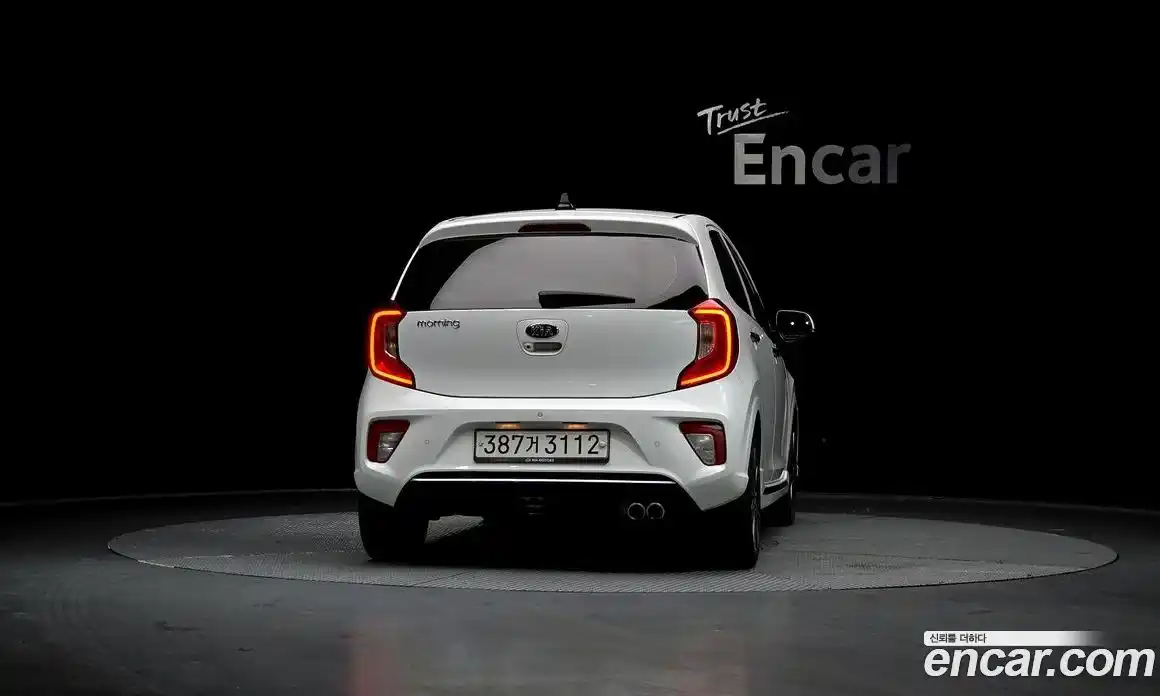 Kia Morning 2020 1.0 Автомат в Москве № 54947, фото 14