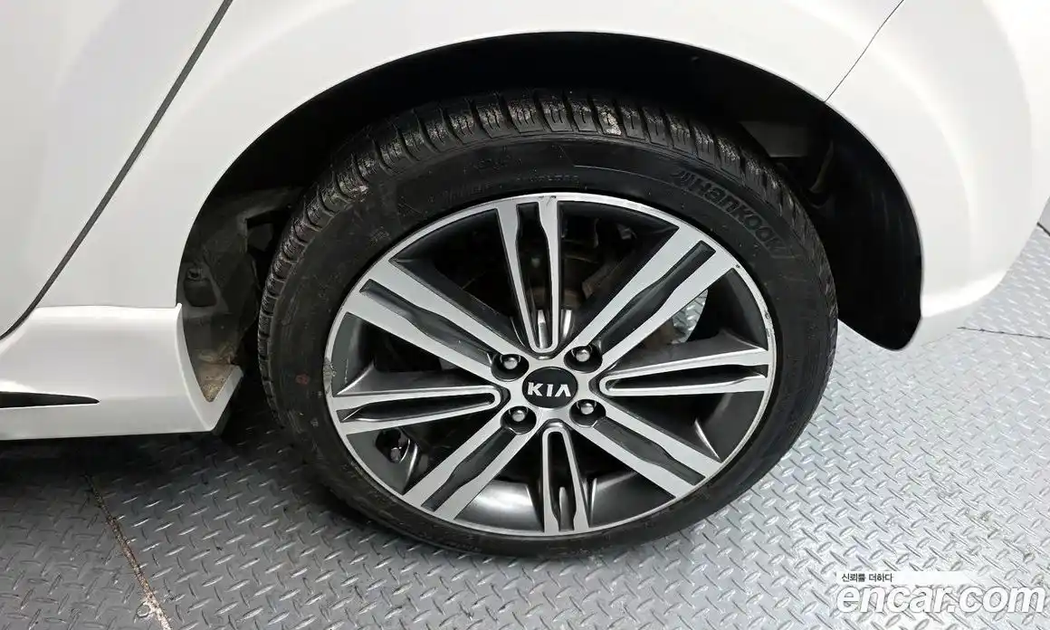 Kia Morning 2020 1.0 Автомат в Москве № 54947, фото 17