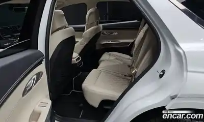 Genesis GV70 2024 2.5 Автомат в Москве № 58467, миниатюра 5