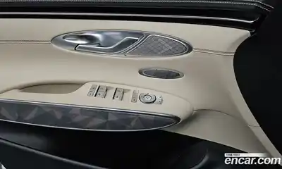 Genesis GV70 2024 2.5 Автомат в Москве № 58467, миниатюра 7