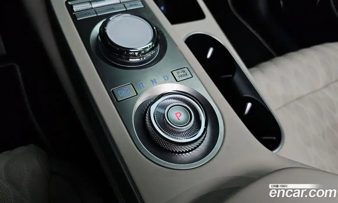 Genesis GV70 2024 2.5 Автомат в Москве № 58467, фото 10