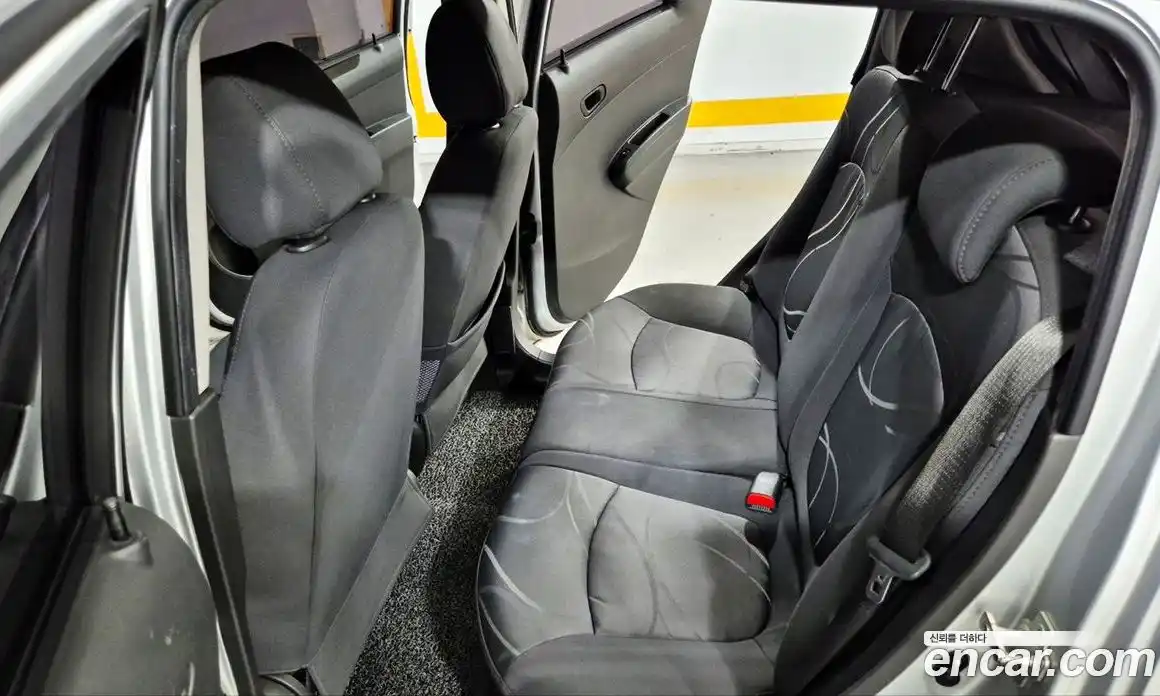 Chevrolet Spark 2012 1.0 Автомат в Москве № 93994, фото 13