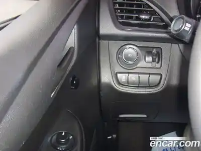 Chevrolet Spark 2017 1.0 Автомат в Москве № 98164, миниатюра 11