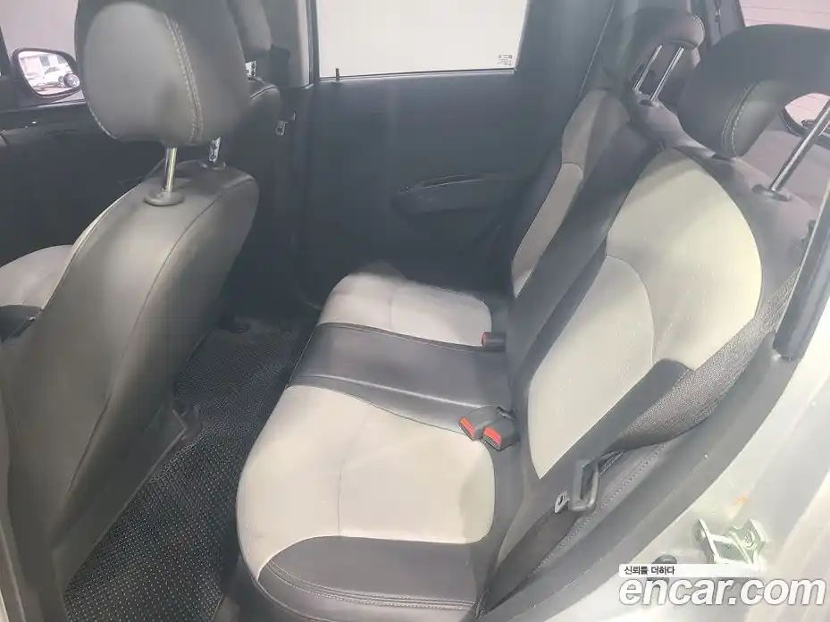 Chevrolet Matiz 2010 1.0 Автомат в Москве № 103683, фото 8