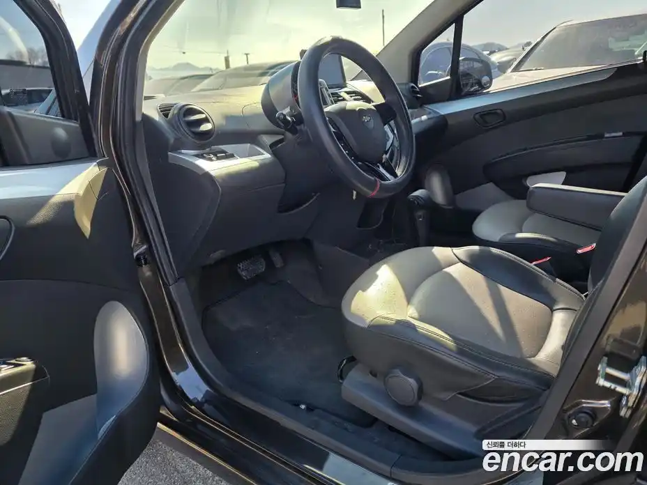 Chevrolet Spark 2012 1.0 Автомат в Москве № 103948, фото 7