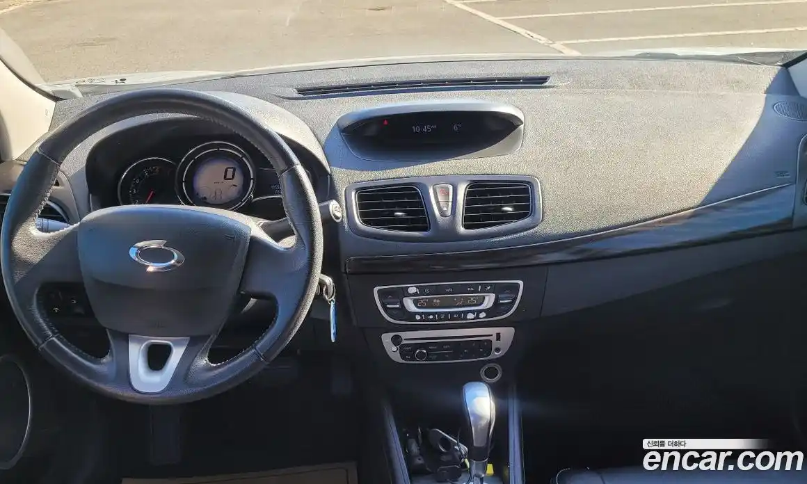 Renault SM3 2013 1.6 Автомат в Москве № 106098, фото 7