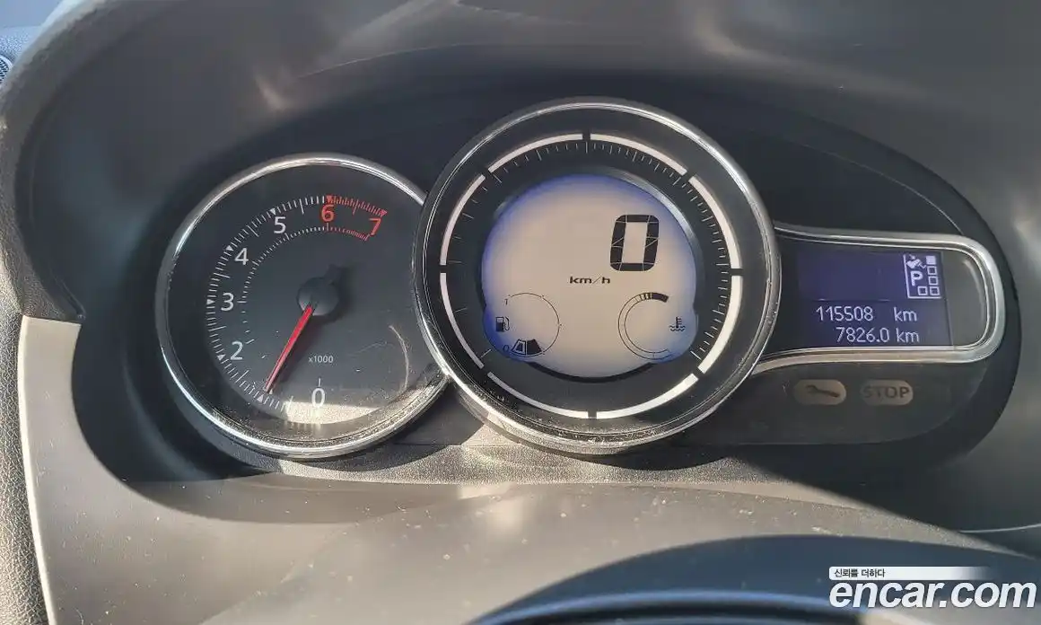 Renault SM3 2013 1.6 Автомат в Москве № 106098, фото 8