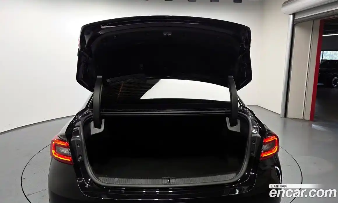 Renault SM6 2019 1.6 Автомат в Москве № 107300, фото 8