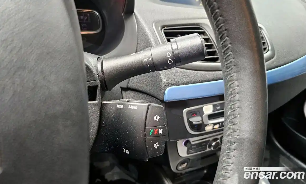 Renault SM3 2015 Автомат в Москве № 107499, фото 19