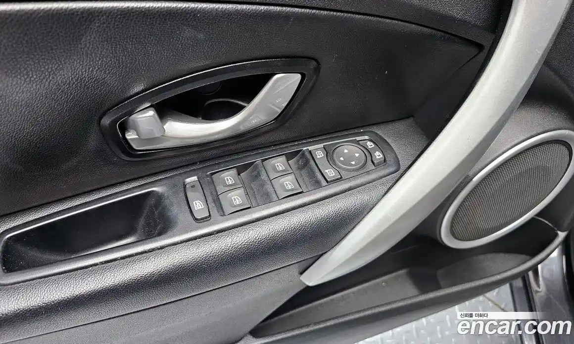 Renault SM3 2015 Автомат в Москве № 107499, фото 9