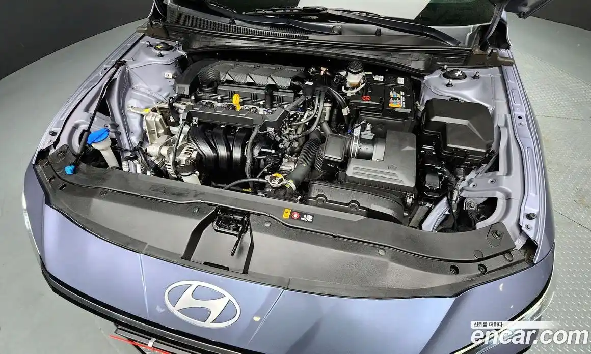 Hyundai Avante 2024 1.6 Автомат в Москве № 109322, фото 11