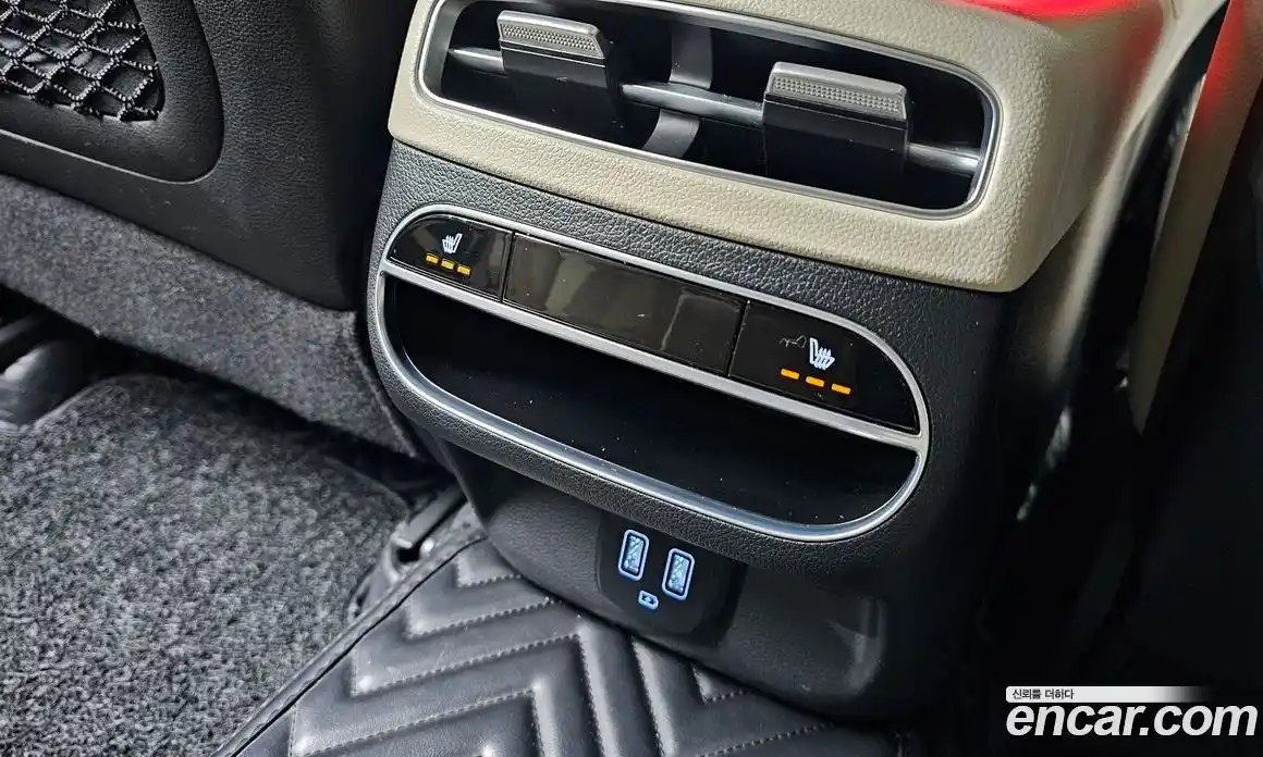 Genesis GV70 2021 2.5 Автомат в Москве № 117396, фото 12