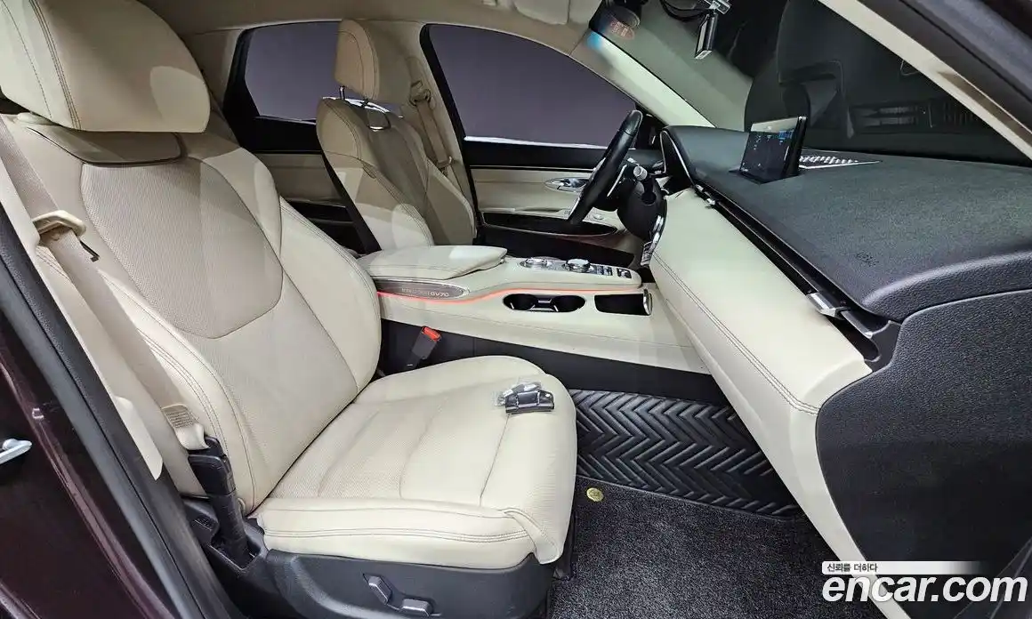 Genesis GV70 2021 2.5 Автомат в Москве № 117396, фото 16