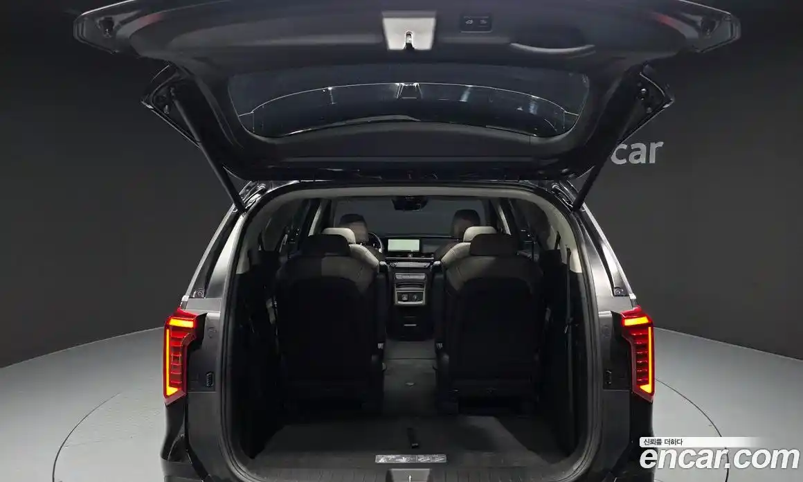 Kia Canival 2025 1.6 Автомат в Москве № 119186, фото 4