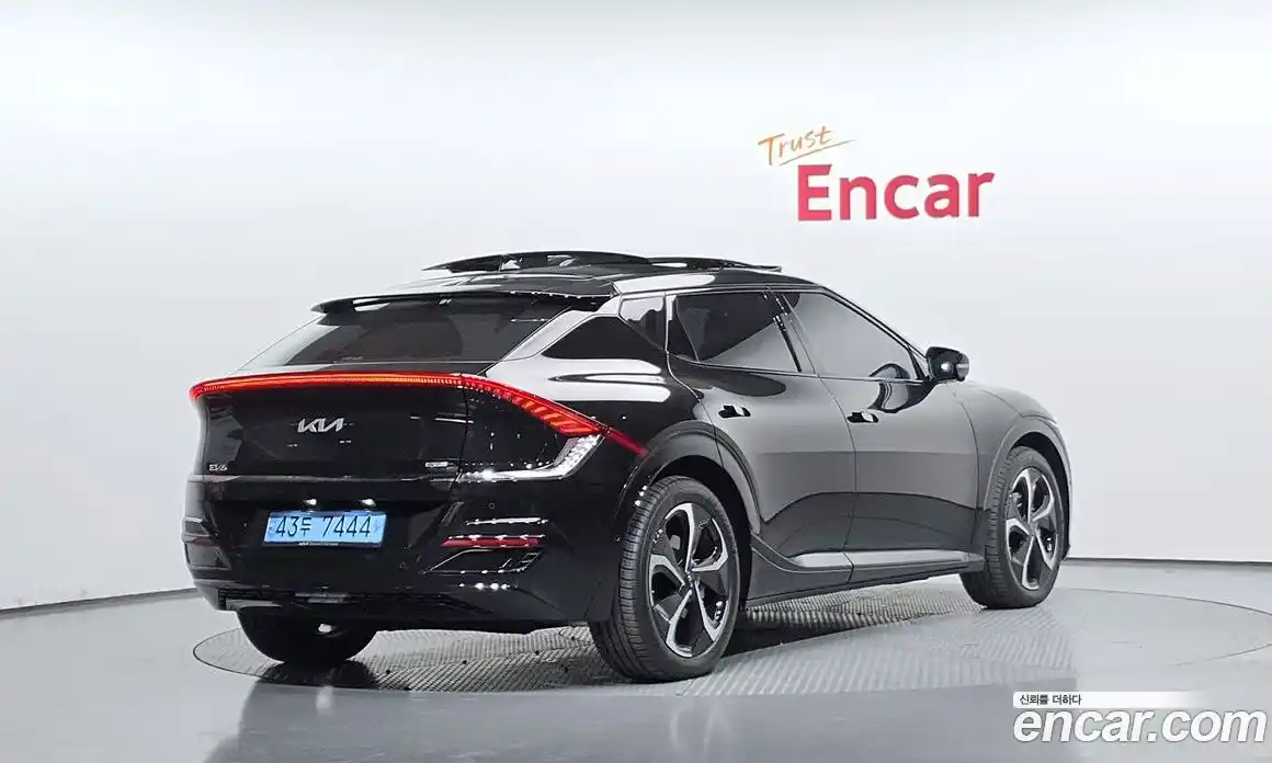 Kia EV6 2023 0.1 Автомат в Москве № 119360, фото 12