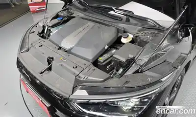 Kia EV6 2023 0.1 Автомат в Москве № 119360, миниатюра 3