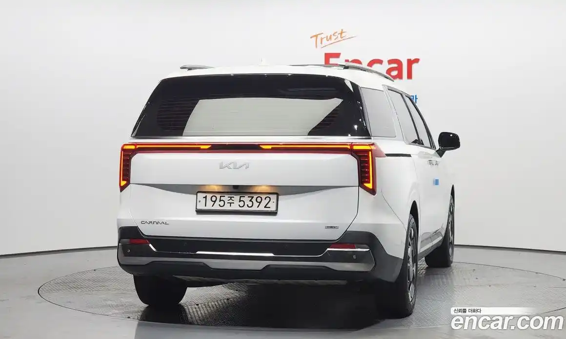 Kia Canival 2025 1.6 Автомат в Москве № 121825, фото 11