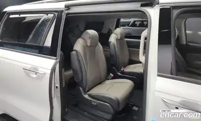 Kia Canival 2025 1.6 Автомат в Москве № 121825, миниатюра 4