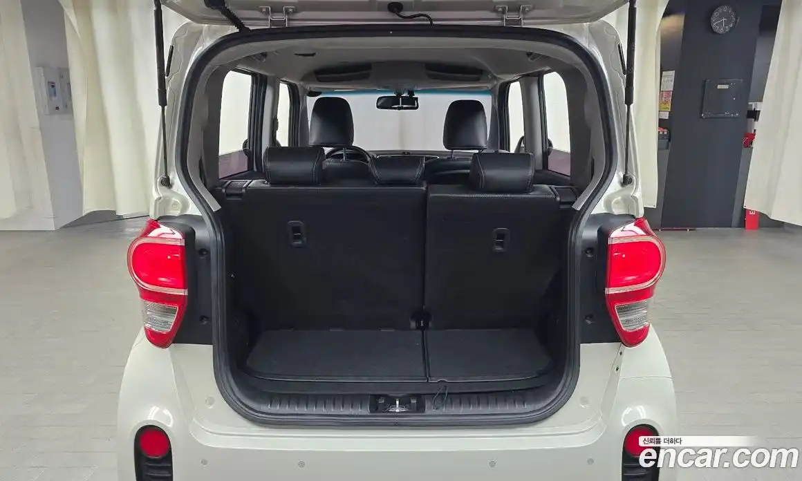 Kia Ray 2018 1.0 Автомат в Москве № 124269, фото 3