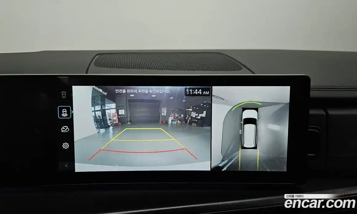 Hyundai Santa Fe 2024 2.5 Автомат в Москве № 124829, фото 17