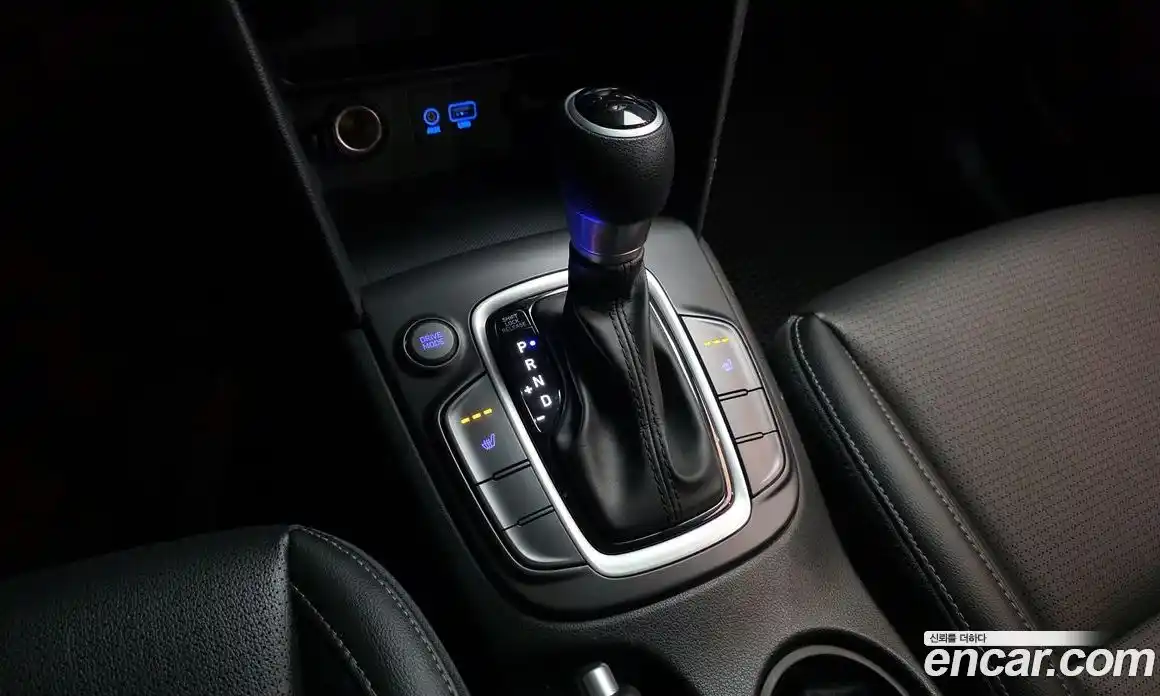 Hyundai Kona 2018 1.6 Автомат в Москве № 126097, фото 13